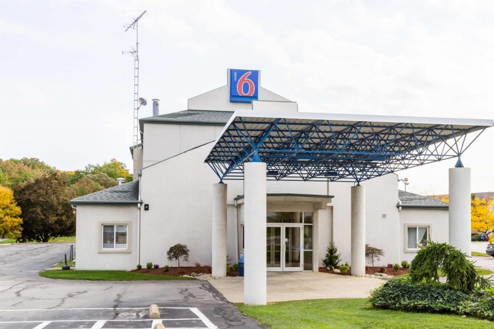 Motel 6-Milan, OH - Sandusky Main image